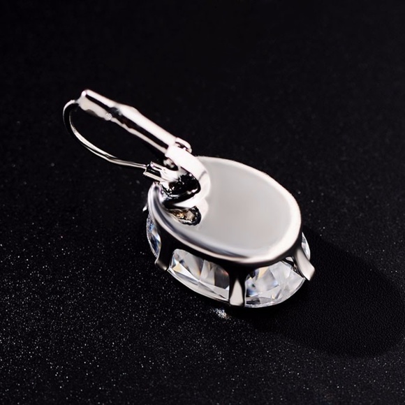 Stunning Drop Imitation Diamond Silver Earrings - Picture 10 of 10